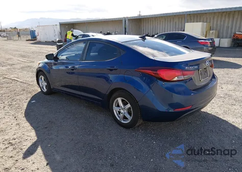 2016 Hyundai Elantra Se z USA, uszkodzony, nr VIN 5NPDH4AE7GH674638